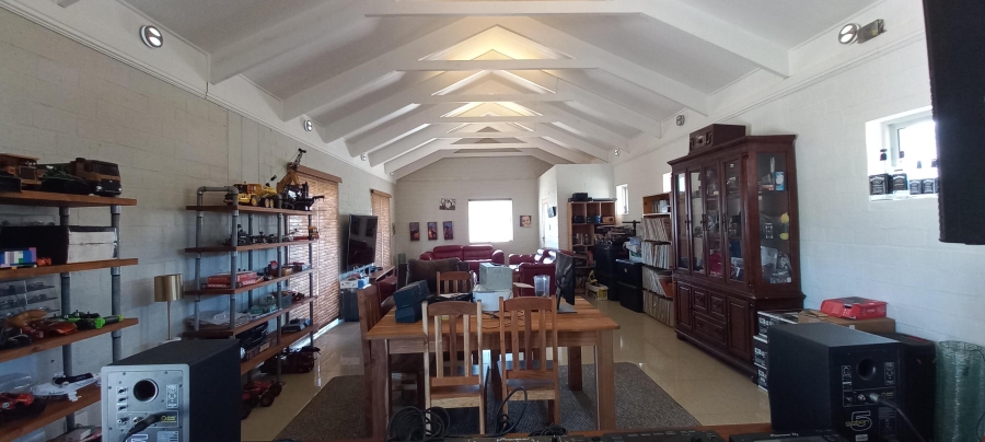 3 Bedroom Property for Sale in Pringle Bay Western Cape